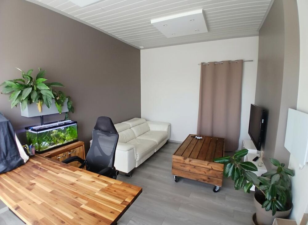 Vente Maison Maison de 115m², 6 pièces piscine et panneaux photovoltaïques Realmont