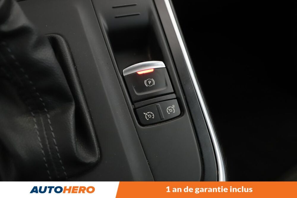 Sc&eacute;nic 1.7 Blue dCi Business EDC 120 ch 2020 occasion 92130 Issy-les-Moulineaux