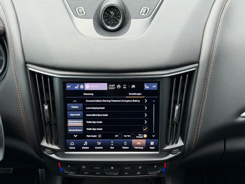 Levante 3.0 V6 Modena S – Nerissimo Paket ACC Toit Panoramique 2022 occasion 33000 Bordeaux
