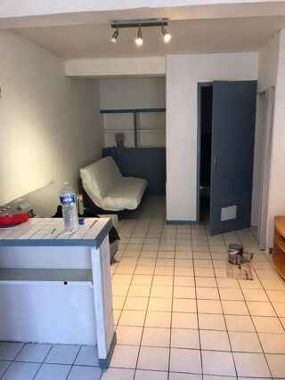  Immeuble  vendre 151 m