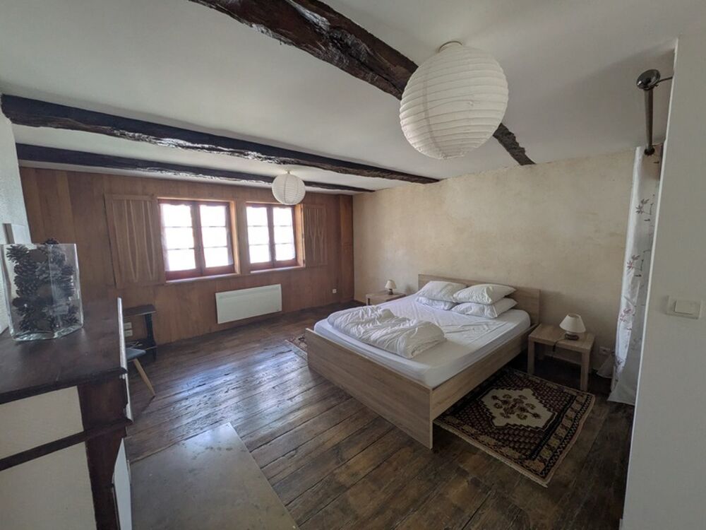 GUEMENE SUR SCORFF MAISON EN PIERRE À COLOMBAGES DE 4 PIÈCES 77 M³ ENVIRON AVEC COURETTE ET DÉPENDANCE