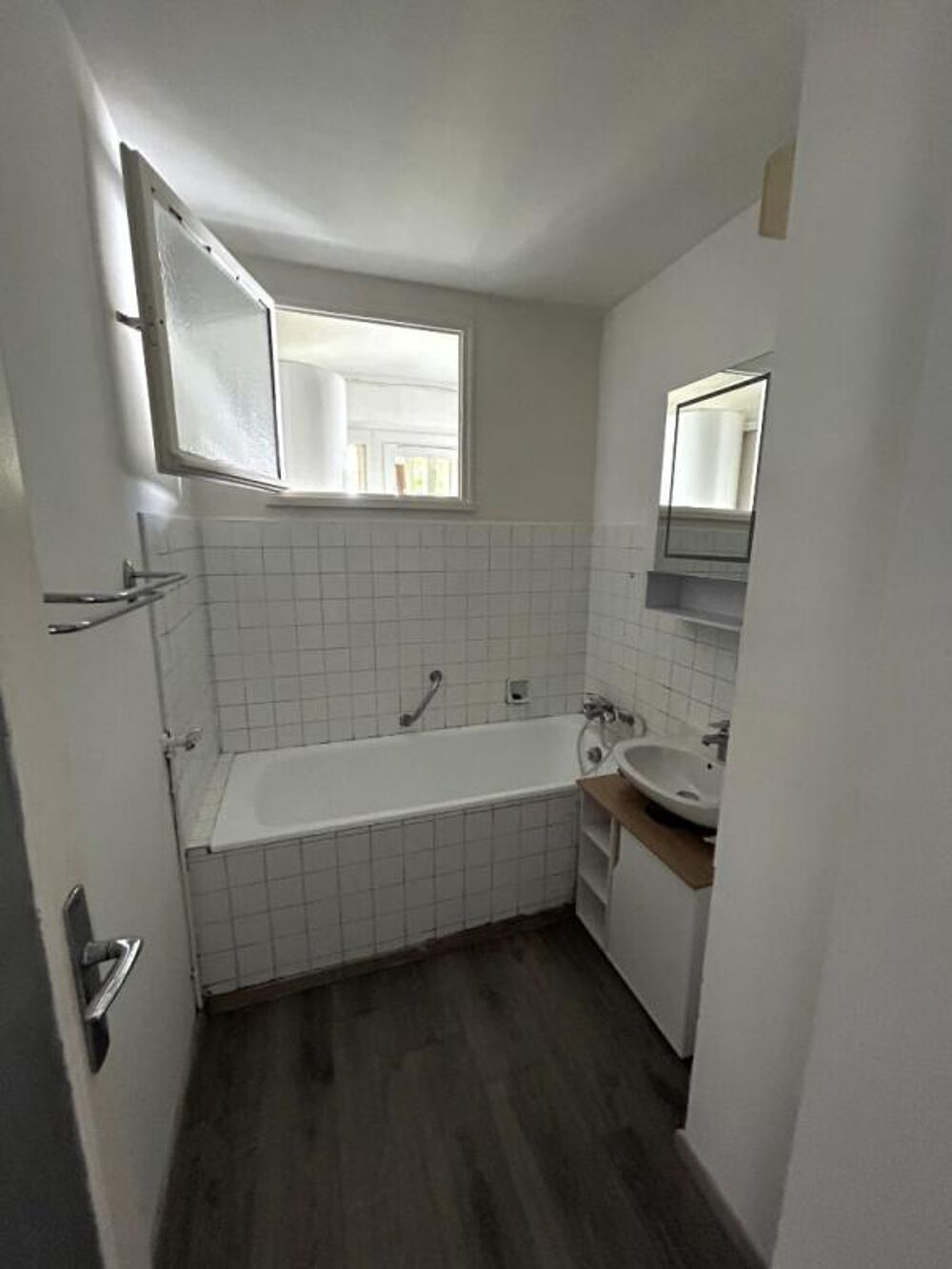 Vente Appartement À vendre T4 lumineux au dernier étage, proche centre-ville et commerces Draguignan