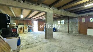  Parking / Garage à vendre 250 m²
