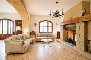  Propriété/château à vendre 6 pièces 281 m²