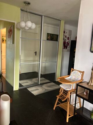  Appartement à louer 4 pièces 78 m²