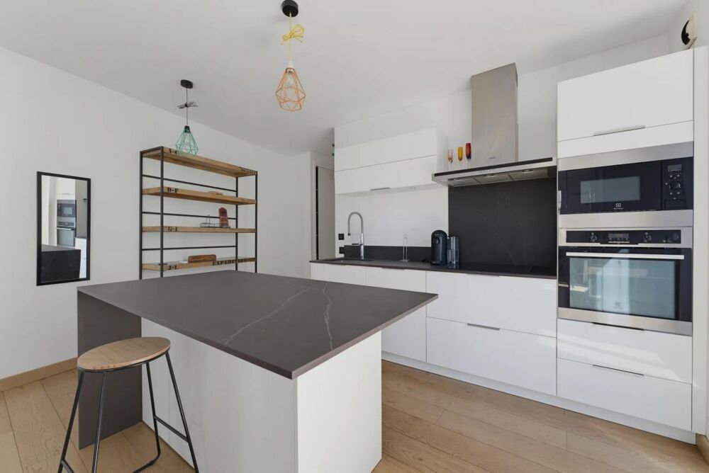 Vente Appartement Appartement de 3 pièces de 74 m² à Bordeaux Bordeaux