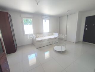  Appartement à louer 1 pièce 30 m²