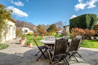  Maison � vendre 8 pi�ces 210 m�