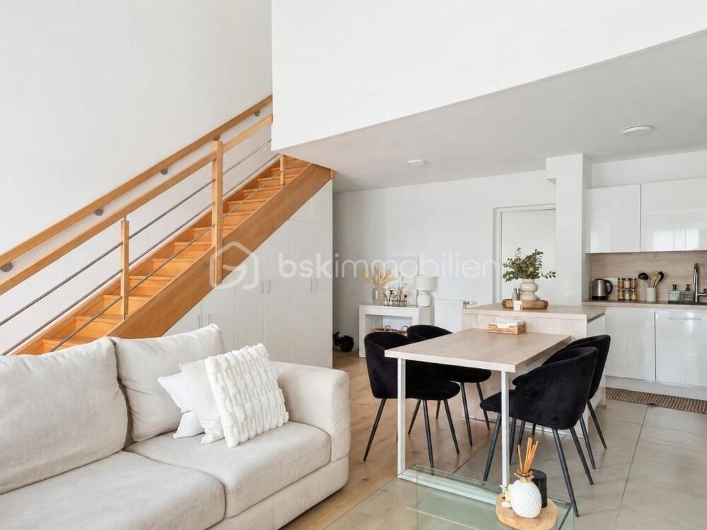 DUPLEX HAUT STANDING 4 PIÈCES AVEC TERRASSE ET PARKING  MONTFERMEIL