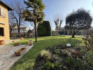  Maison  vendre 7 pices 434 m