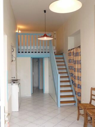  Appartement à louer 1 pièce 19 m²