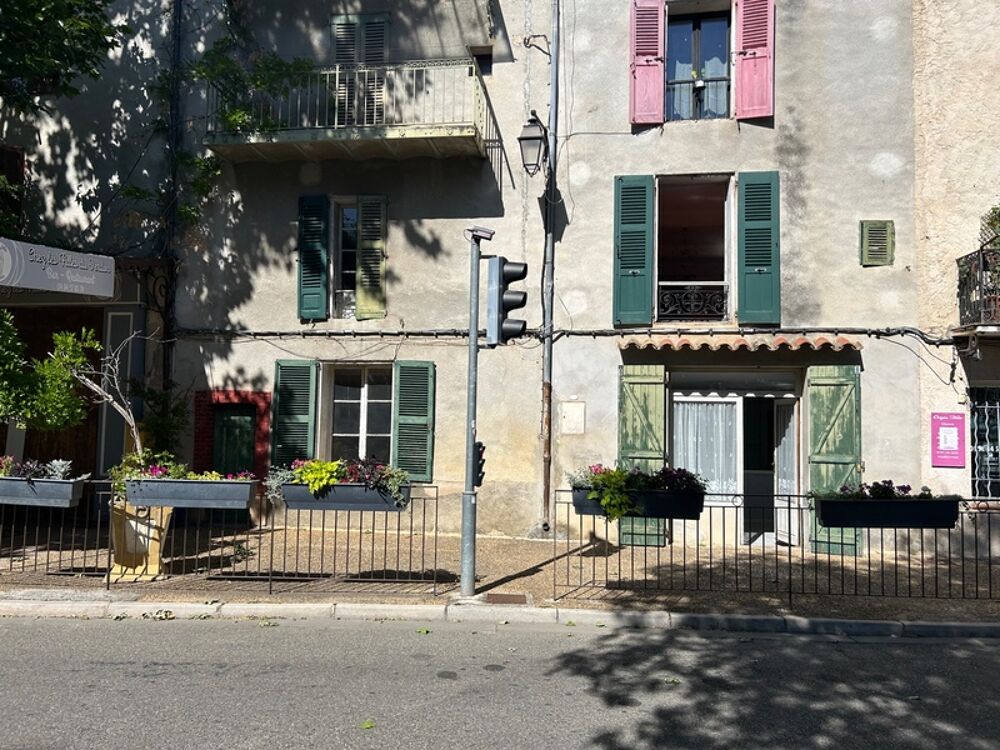 Vente Maison Maison de village à rénover – Centre de La Verdière (83) La verdiere