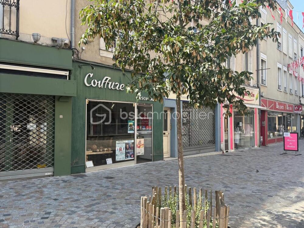  À VENDRE : Fonds de commerce de coiffure homme – Emplacement idéal en plein centre-ville du Mans 