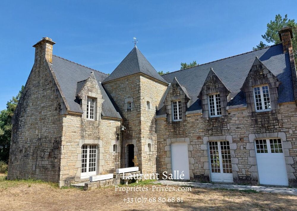 Maison de Maître de 250 m2, édifiée dans un parc boisée de plus de 4 hectares