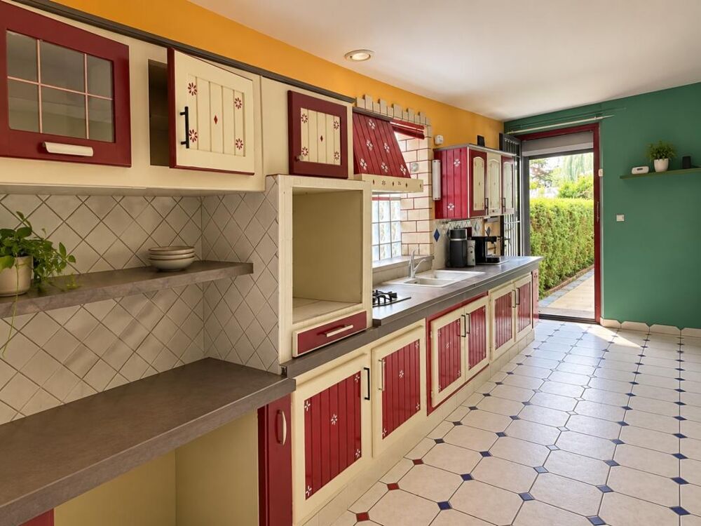 Vente Maison PAVILLON INDIVIDUEL DE PLAIN PIED - 3 CHAMBRES & 1 BUREAU Saint dizier