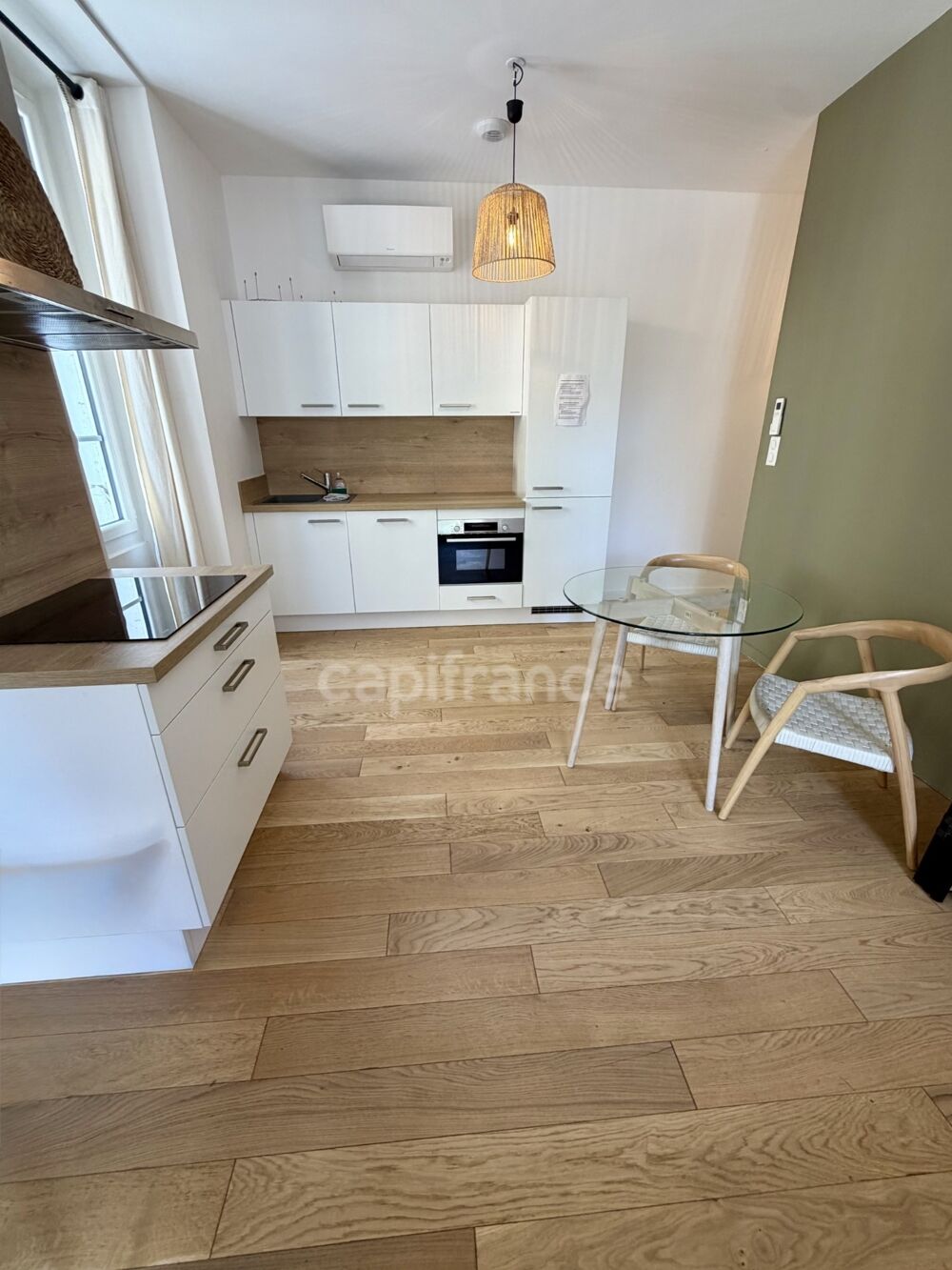 Vente Appartement AJACCIO (20), entrée de ville, cours Napoléon , beau et spacieux studio Ajaccio