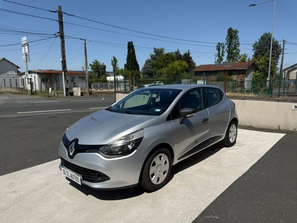 Clio 4 1.2 i 75CH GARANTIE 6 MOIS / REPRISE POSSIBLE 2013 occasion 36300 Le Blanc