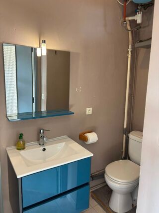  Appartement à louer 2 pièces 32 m²