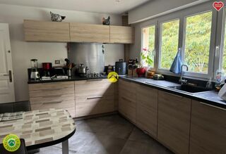  Propri�t�/ch�teau � vendre 6 pi�ces 164 m�