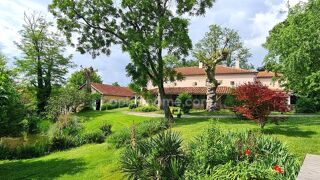  Maison � vendre 7 pi�ces 280 m�