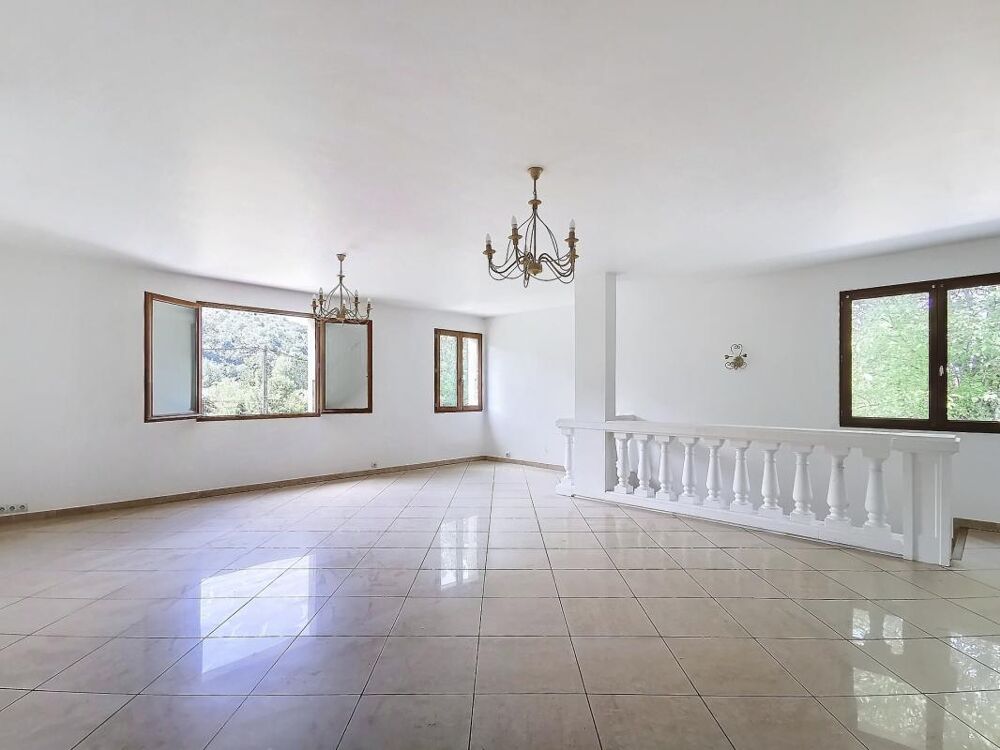 Vente Maison St Joseph de Rivière, spacieuse maison 5P 180 m2 avec terrain de 815 m2 face à la Sure Saint joseph de riviere