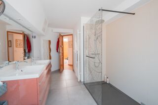  Maison  vendre 7 pices 337 m