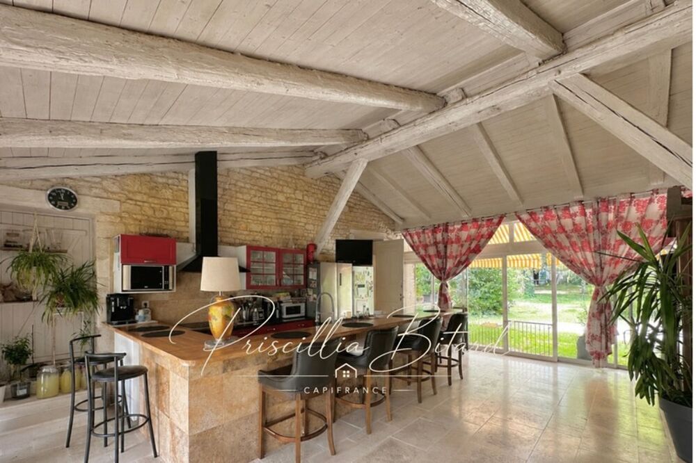 Belle propriété de caractère dans un écrin de verdure aux portes de La Rochelle