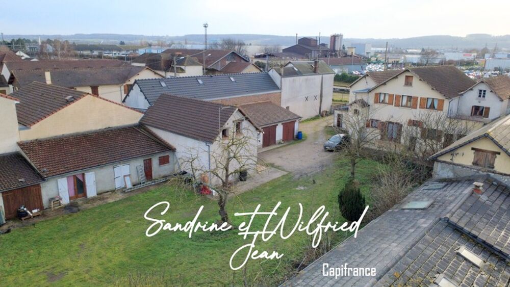 Vente Maison La Val d'Hazey - Propriété avec revenus locatifs – Maison 250 m² + 2 logements loués - 4 garages – Gare à pied Aubevoye