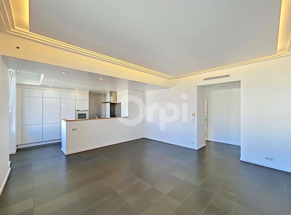 Vente Appartement Juan-les-Pins Centre – Superbe 3 pièces bourgeois rénové plein sud avec vue parc et faibles charges Antibes
