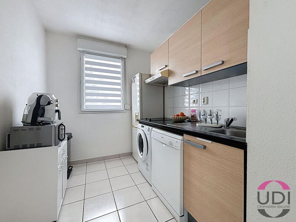 Montluçon - T3 loué avec terrasse, double parking  Résidence récente