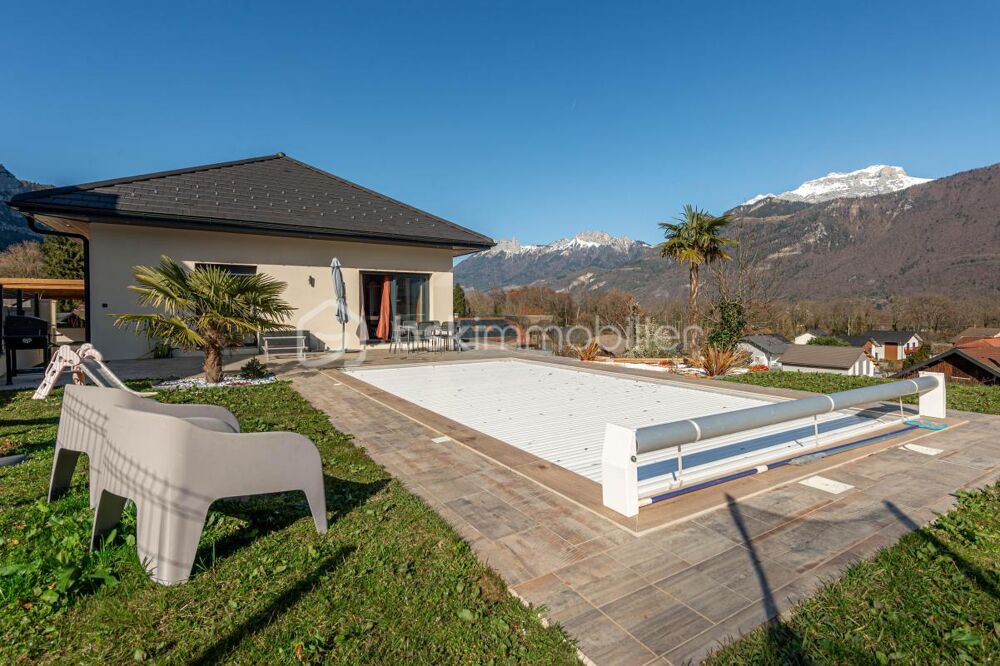 Maison 165 m² avec piscine  À 1 km du lac dAnnecy  Lathuile