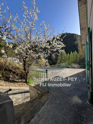 Maison à vendre 10 pièces 300 m²