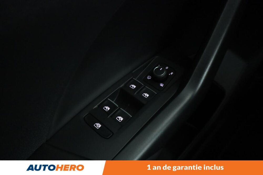 T-Cross 1.0 TSI R-Line DSG 115 ch 2024 occasion 92130 Issy-les-Moulineaux