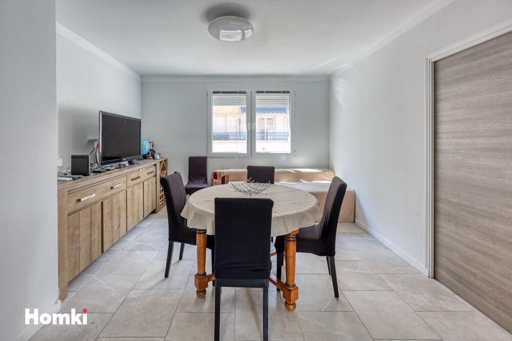 Vente Appartement A vendre ! Appartement T3 traversant rénove avec balcon ascenseur et cellier ideal investissement ou résidence principale Toulon
