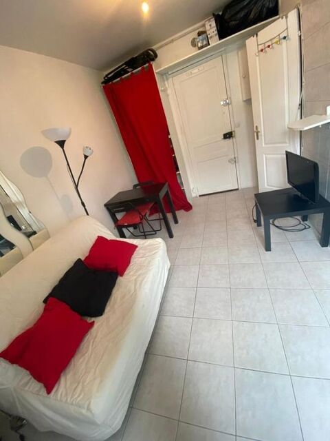  Studio de 25m2 � louer sur Paris 18 Appartement - 1 pi�ce(s) - 25 m�
