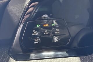 Golf 1.5 eTSi 16V BMT DSG7 150 R-Line 1st 2022 occasion 85190 Venansault