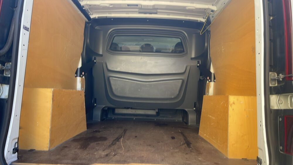 Trafic CABINE APPROFONDIE 6 places 1.6 dCi 145 Grand Confort L2h1 2019 occasion 23200 Saint Amand