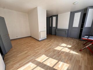  Immeuble à vendre 6 pièces 130 m²