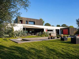 Vente Maison Maison de 6 pièces d' environ 270 m² à Fontenay-le-Comte Fontenay le comte