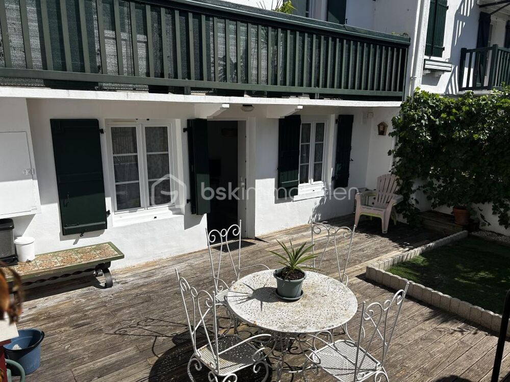 Appartement T3 rénové avec jardin privatif, grand balcon et vue nature au centre de Cambo-les-Bains
