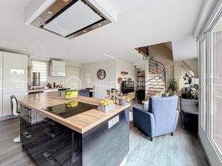  Duplex/triplex à vendre 3 pièces 71 m²