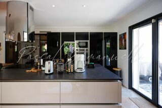  Villa � vendre 6 pi�ces 265 m�