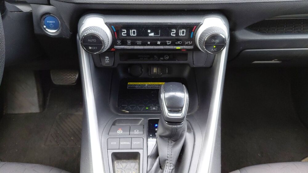 RAV 4 2.5 VVT-iE 218 Hybrid 2WD E-CVT Dynamic - Automatique 2020 occasion 97411 Saint Paul