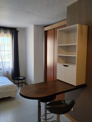  Appartement à louer 1 pièce 25 m²