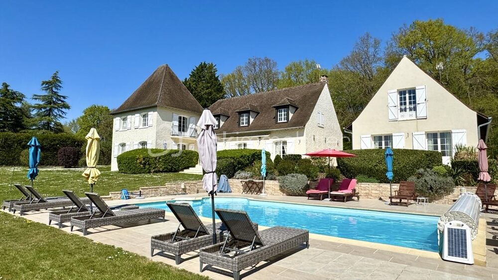 Domaine dexception sur 2,4 hectares avec 3 habitations, piscine et étangs  30 min Paris
