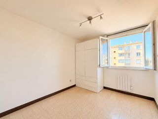  Appartement à louer 3 pièces 57 m²