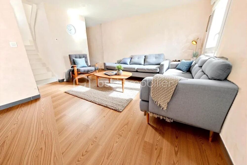 Une maison lumineuse, fonctionnelle et parfaitement située. Parfaite pour une famille