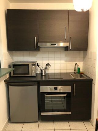  Appartement à louer 1 pièce 37 m²