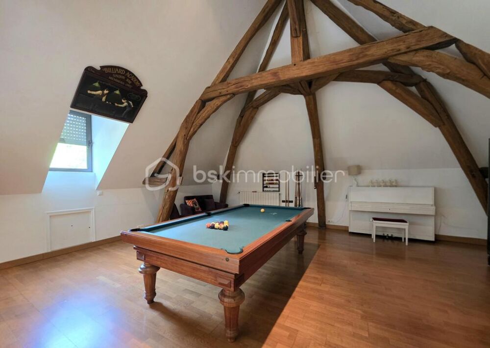 Vente Propriété/Château Propriété d'exception 16 pièces 7 chambres à Sens 5 minutes de la gare qui mène à Paris Bercy en 54 minutes Sens