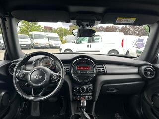 Cooper III CABRIOLET 1.5 COOPER 136 FINITION CHILI BVA 2018 occasion 78240 Chambourcy